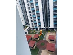 CONDADO DEL REY, SE ALQUILA APARTAMENTO