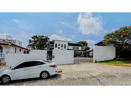 Venta o Alquiler Edif Comercial Urbanización Los Ángeles Bethania