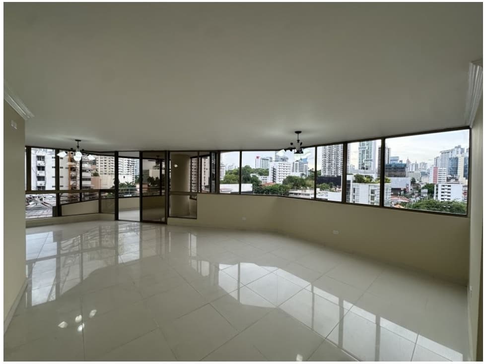SE VENDE APARTAMENTO EN MARBELLA — foto 2