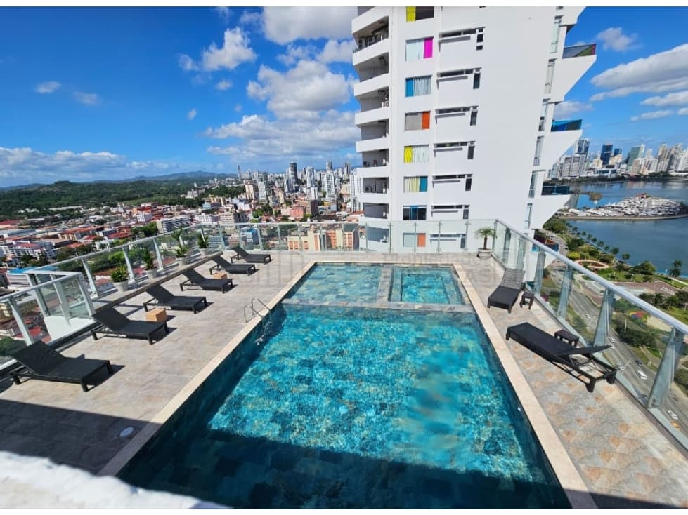 Apartamento amoblado de 1 recámara en alquiler en Avenida Balboa — foto 1