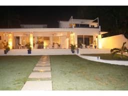 Venta de Casa de Playa en San Carlos, Costa Esmeralda