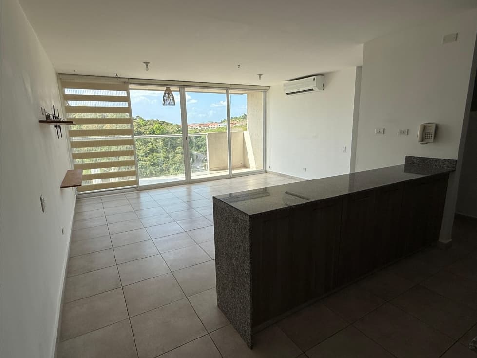 Venta de Apartamento en Brisas del Golf, PH Hacienda Golf — foto 3