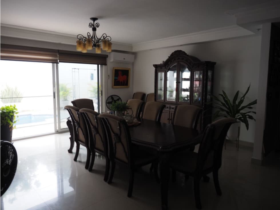 Venta y Alquiler: Casa en Altos del Golf — foto 2