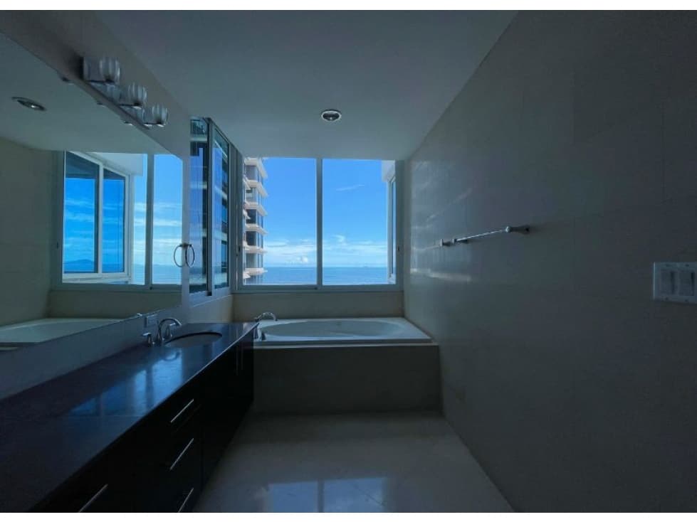Alquiler y Venta: Apartamento en The Point, Paitilla — foto 5