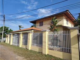 CHORRERA / GUADALUPE / 4 HABITACIONES / 600 M2 / 2 BAÑOS / PATIO