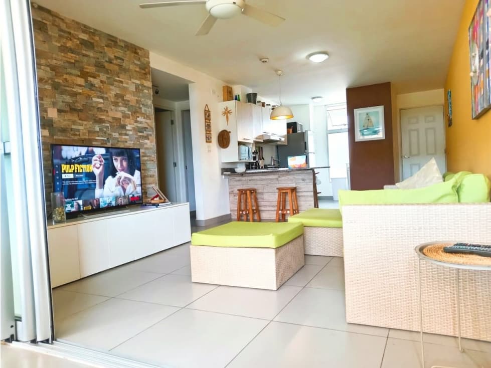 PUNTA BARCO / PH LAS ISLAS / 2 HABITACIONES / 95m2 / CON TERRAZA — foto 2