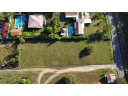 PUNTA BARCO / TERRENO / 3000M2 / FRENTE A CALLE