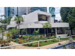 OBARRIO / TERRENO ESQUINA CON CASA COMERCIAL 950 M / 5 HABITACION