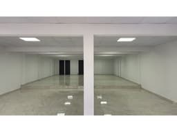 LOCAL / LA CHORRERA / 528M2 / AVE LIBERTADOR / PLAZA COMERCIAL