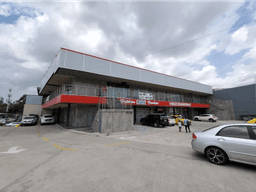 LOCAL / PUEBLO NUEVO / PH POLI / 100 M2 / PLANTA ALTA / VACIO