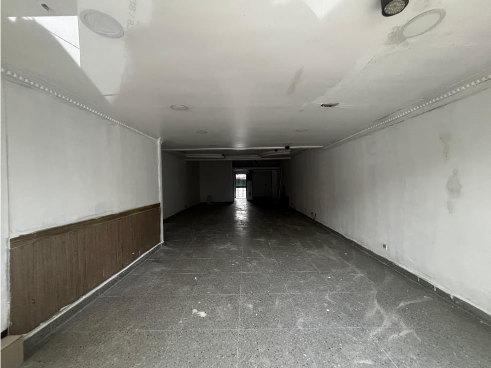 EL DORADO / LOCAL COMERCIAL / 155 M2 / VIA PRINCIPAL / 2 NIVEL — foto 2