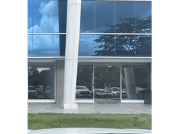 ANCON / CARDENAS CENTER / 109M / DIVISONES / PLANTA BAJA / FRENTE VIA