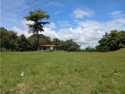 SAN CARLOS / LA ERMITA / 66000M / FRENTE A VIA PANAMERICANA / AG