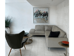 SE VENDE APARTAMENTO PH EL MARE 700 108M CON BALCON Y VISTA PANORAMICA