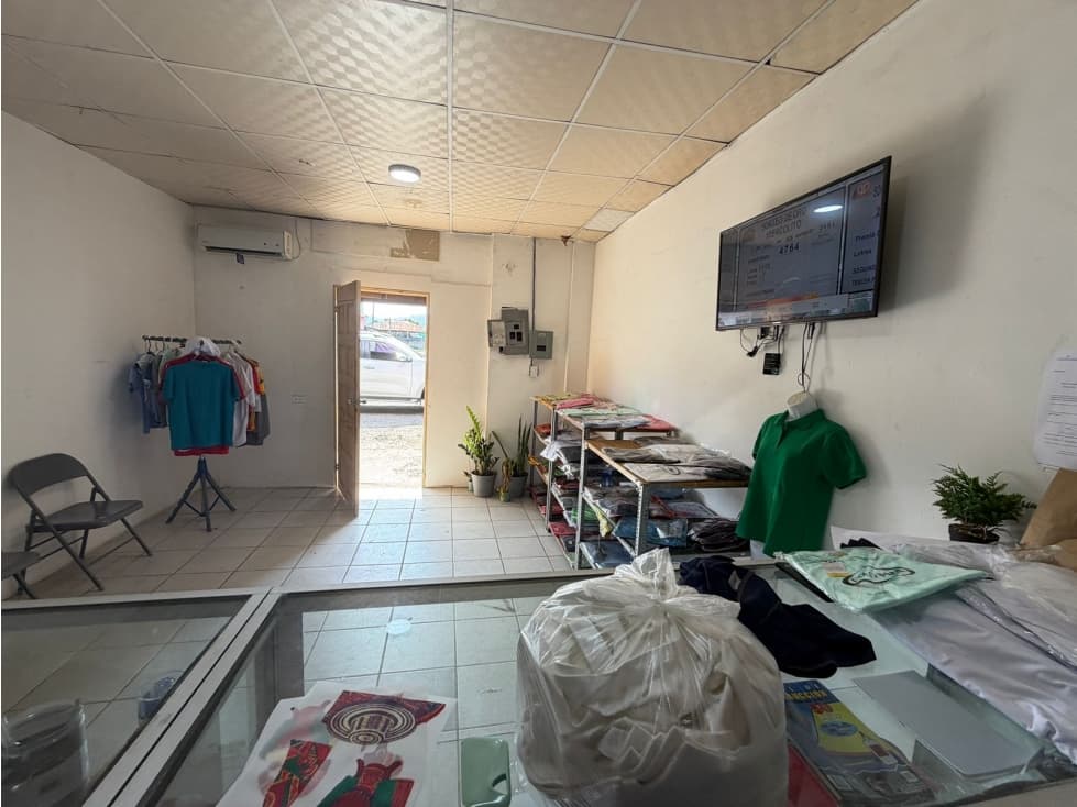 SE VENDE LOCAL COMERCIAL EN CHAME BEJUCO 240 M2 — foto 3