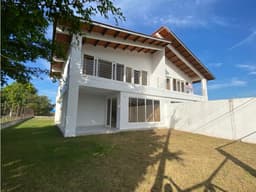 CHAME / NUEVA GORGONA / 3 HABITACIONES / 226 M2 / 3 BAÑOS / BALCON