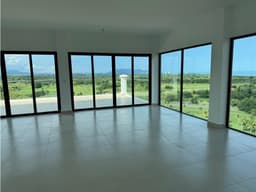 SE VENDE APARTAMENTO EN SAN CARLOS VISTA MAR LAS OLAS II CON BALCON
