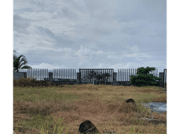 SE VENDE TERRENO EN PUNTA CHAME 1100 M2 FRENTE AL MAR CON ZONAS VERDES