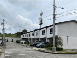 SE VENDE CASA EL CRISOL VILLASOL 129M 3 HABITACION TERRAZA DUPLEX