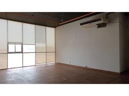 OFICINA / CONDADO DEL REY / CENTENNIAL CENTER / 110 M / CON ACABADOS