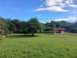 TERRENO / EL HIGO SAN CARLOS /1516M / GAZEBO DE CEMENTO
