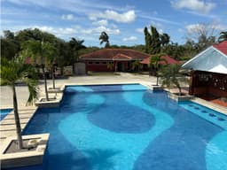 COCLE / HATO VIEJO / PH LAS PALMAS / 124M / 1 HABITACION / PISCINA AG