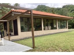 ALTOS DEL MARIA / CHAME / 2478M / CASA / 2 HABITACION / 2 BAÑOS / AG