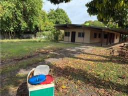 SE VENDE CASA COMERCIAL EN CHORRERA DE 1200M CERCA DEL MERCADO