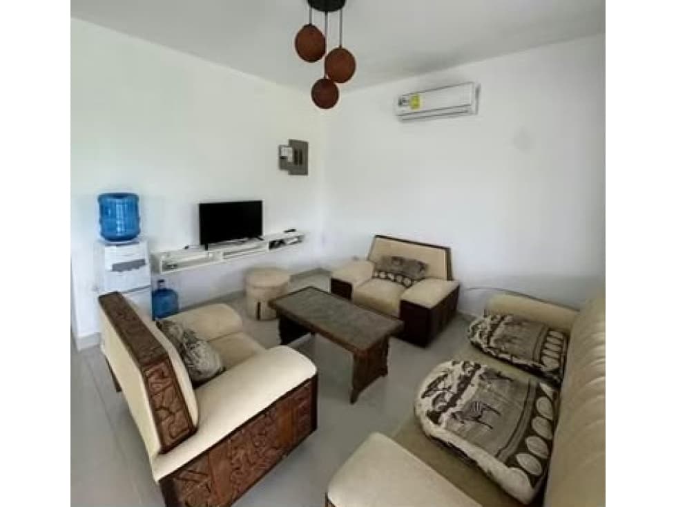 SE VENDE CASA EN SAN CARLOS 600 M2 CON TERRAZA — foto 3