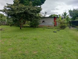TERRENO / CHAME / 3200 M2 / LOTE PLANO / VÍA ASFALTADA