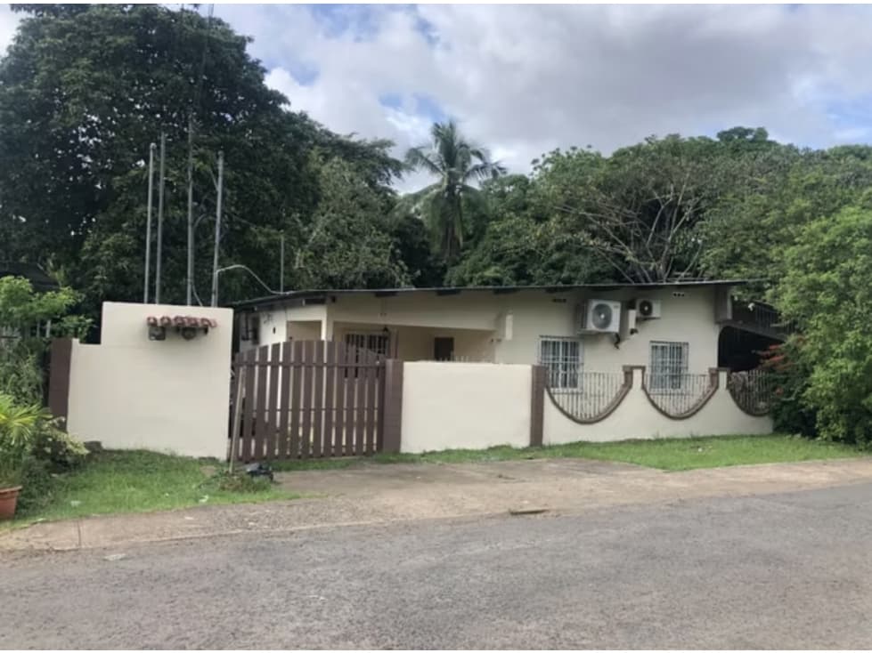 SE ALQUILA CASA EN NUEVO ARRAIJAN 600 M2 CON TERRAZA — foto 2