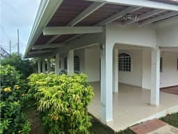 CHAME / VILLA CAMPESTRE / 1000 M2 / 4 HABITACIONES / PISCINA / TERRAZA