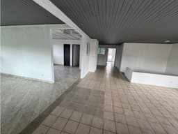VILLA ZAITA / CASA COMERCIAL / 2 NIVELES / 830M / 20 PARKING