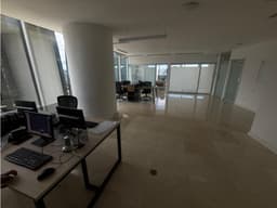 TORNILLO / REVOLUTION F & F TOWER / CALLE 50 / 188M / DIVISIONES
