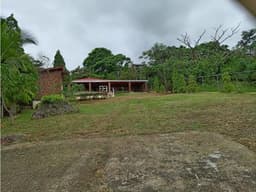 CHAME / SAJALICES / LINDA VISTA PARADISE / 1000 M2 / PISCINA