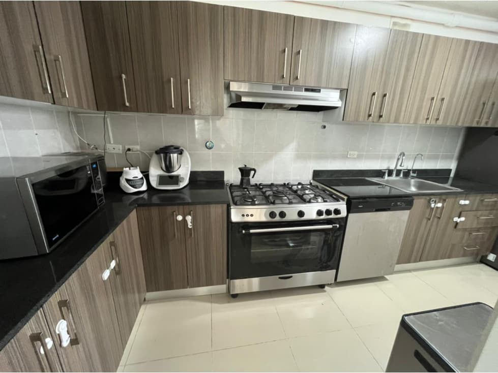 CARRASQUILLA / PH RESIDENCIAS DEL SOL / 96m2 / LINEA BLANCA — foto 4