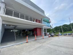 LOCAL / CENTENNIAL PLAZA / 60M / PISO 2 / FRENTE A MCDONALDS JC