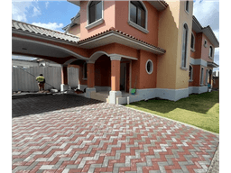 COSTA SUR / EL DORAL / 351M / 4 HABITACION / 2 PARKING / A ESTRENAR