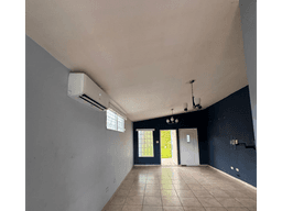 SE VENDE CASA EN ARRAIJAN BRISAS DEL GOLF 367 M2 CERCADA