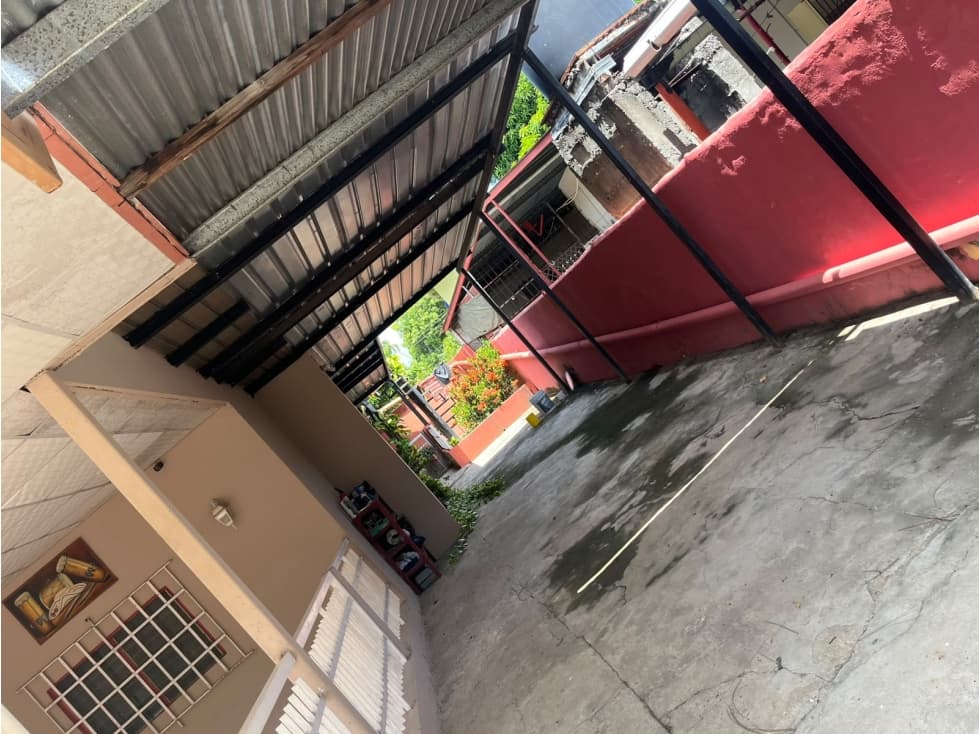 SE VENDE CASA EN CHAME LA PAZ 538 M2 COMPLETAMENTE CERCADA — foto 3