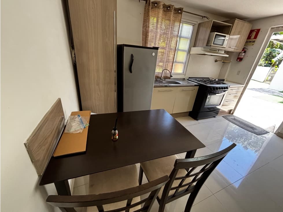 COLÓN / MARGARITA / 54M2 / AMOBLADO / CON SERVICIOS INCLUIDOS — foto 2