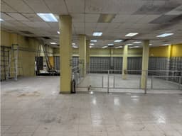 LOCAL / AVENIDA ANCON / 1485M / BODEGA / OFICINAS / ANDEN / VACIO