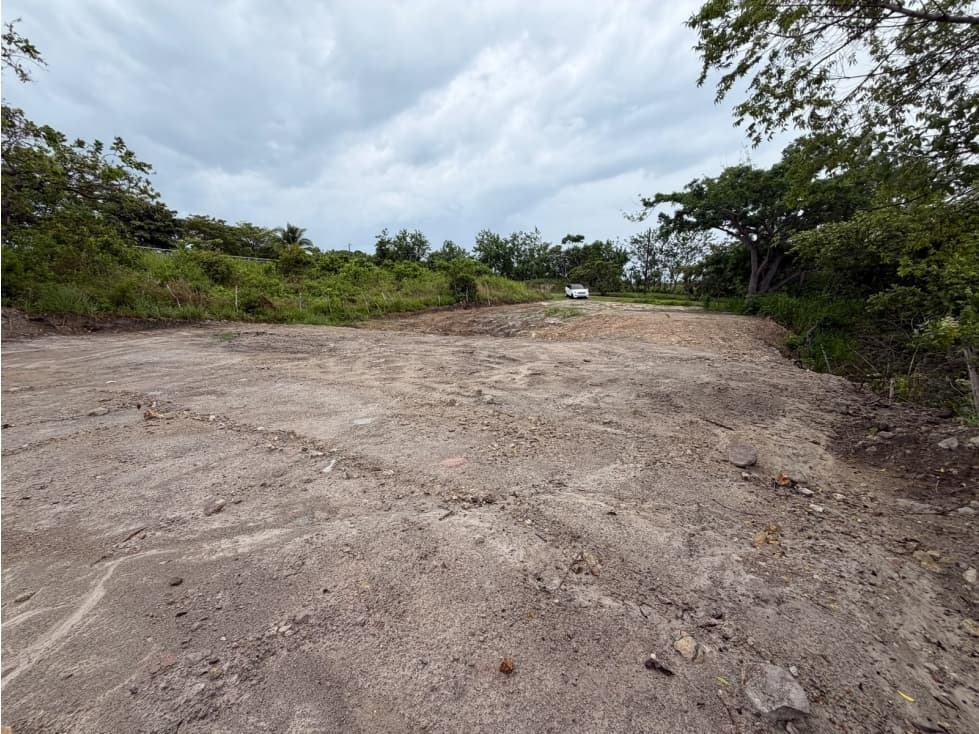 SE VENDE TERRENO DE PLAYA DE 1000M2 EN COSTA ESMERALDA — foto 6