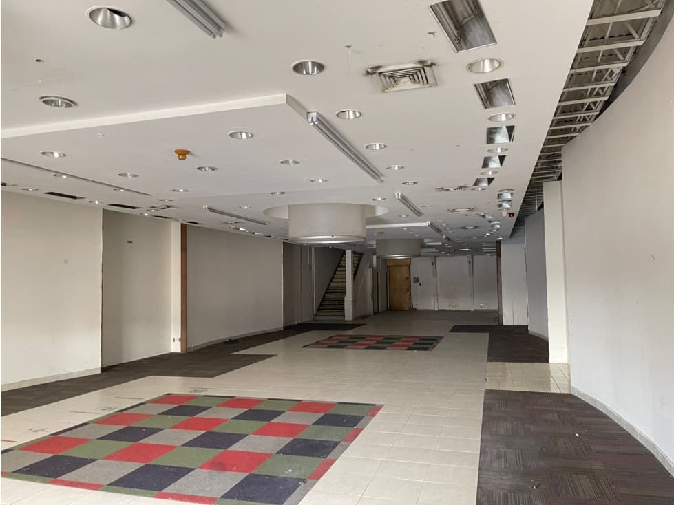 LOCAL COMERCIAL / LOS PUEBLOS / JUAN DIAZ / 570M / 2 NIVELES — foto 1