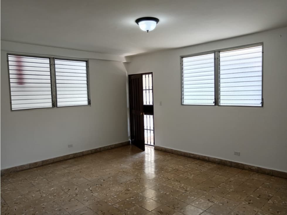 RIO ABAJO / EDIFICIO CON 3 APARTAMENTOS/ 800M / 3 ESTACIONAMIENTOS — foto 4