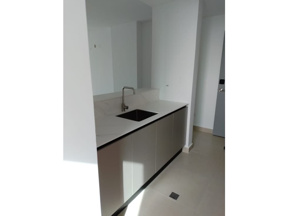 12 DE OCTUBRE / PH CENTERPOINT TOWER / 77M /LINEA BLANCA / BALCON — foto 5