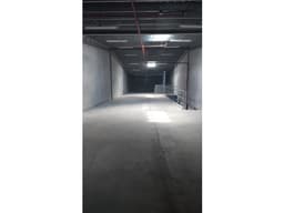 JUAN DIAZ MULTISTORAGE 500M CON PEQUEÑA OFICINA YG