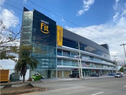 LOCAL / EDIFICO COMERCIAL VERSALLES / PLANTA ALTA / 118M2 / VACIO