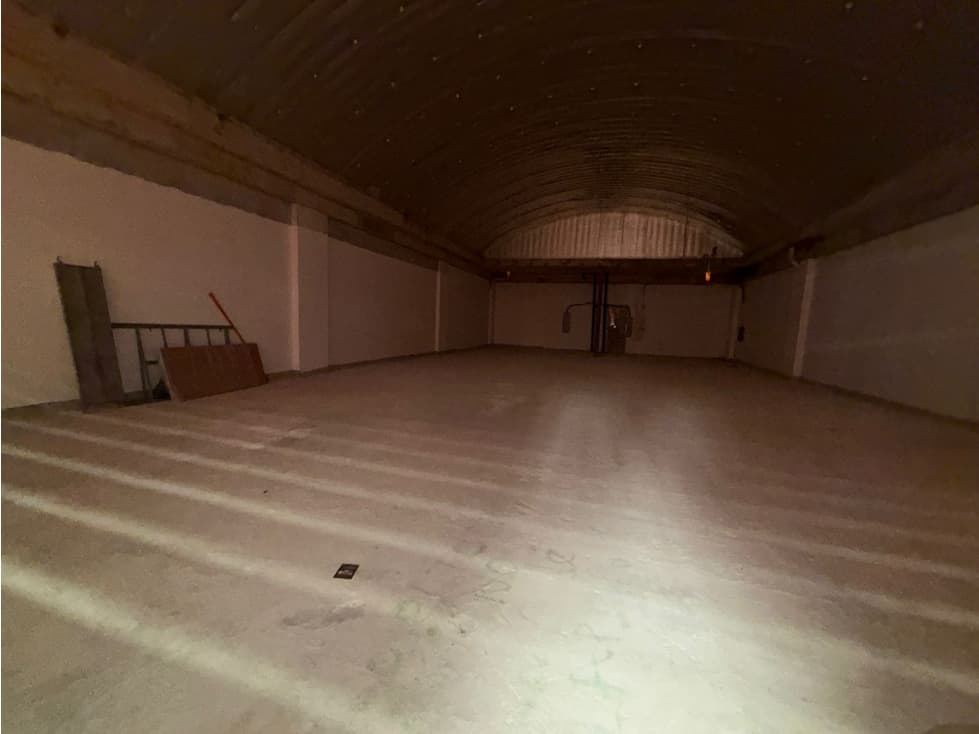 ALBROOK MALL / LOCAL / 340M2 / SEGUNDO PISO — foto 3