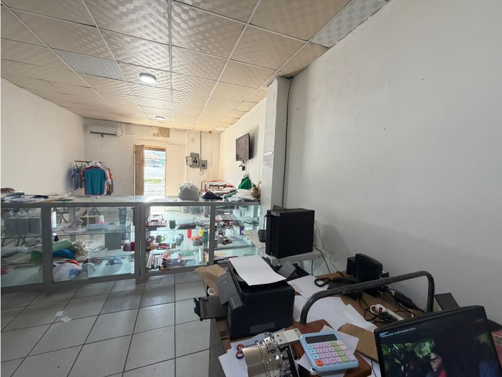 SE VENDE LOCAL COMERCIAL EN CHAME BEJUCO 240 M2 — foto 5